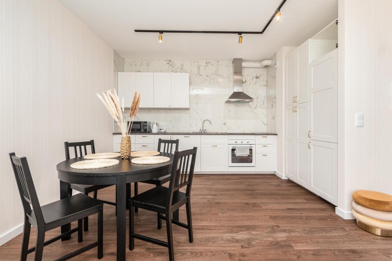 Aleja Sikorskiego 18 By Homeprime Warsaw Exterior photo